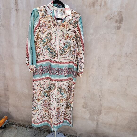 Zara Dresses & Skirts - Zara printed shirt dress